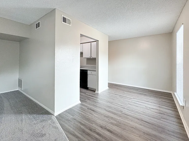 The Vibe Apartments — Photo 2
