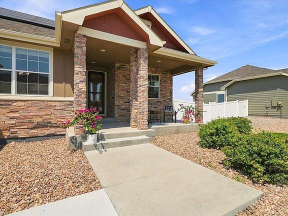 3rd image of 1539 Lake Vista Way