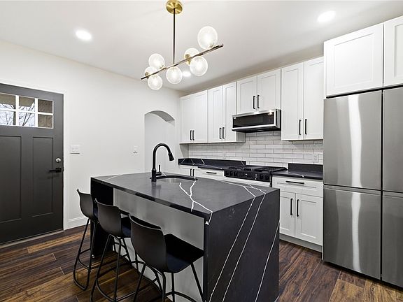 5th image of 3 3rd Ave