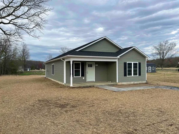 200 14th St, Grottoes, VA 24441