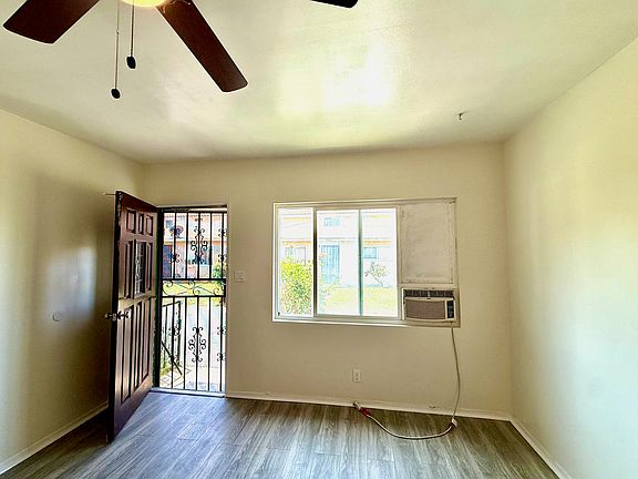 4th image of 3226 N Adelia Ave #3226