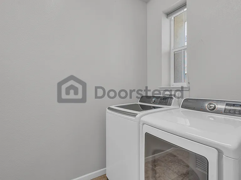 612 Barcelona Loop — Photo 35