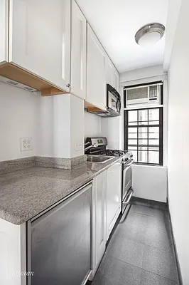 Sold by Corcoran | media 4
