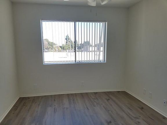 4th image of 4016 W 141st St APT 3