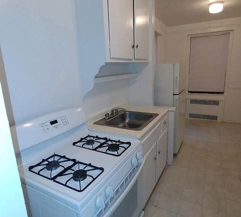 1st image of 65-44 Saunders St #205