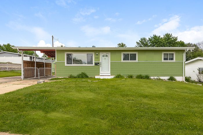1st image of 2545 Mullanphy Ln