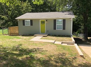 438 Shelby St, Clarksville, TN 37042