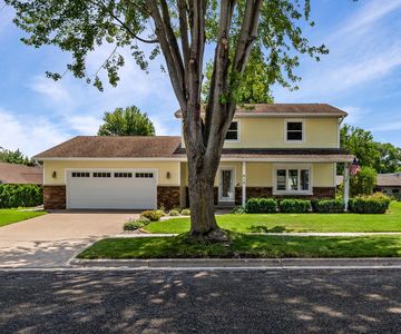 616 Grove STREET, Onalaska, WI, 54650