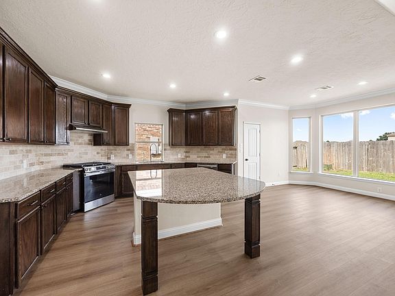 4th image of 20522 Saddleback Chase Ln