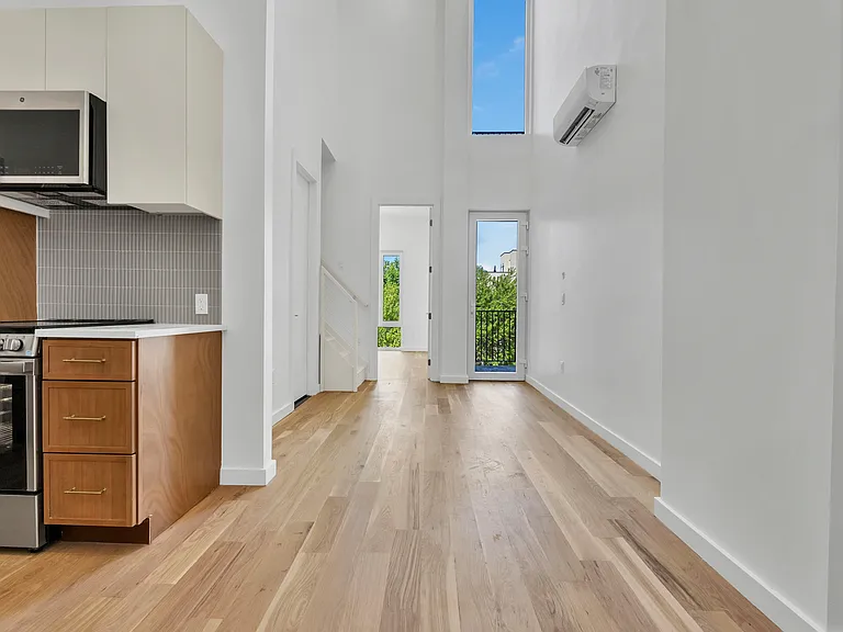 477 Central Ave #407 — Photo 1