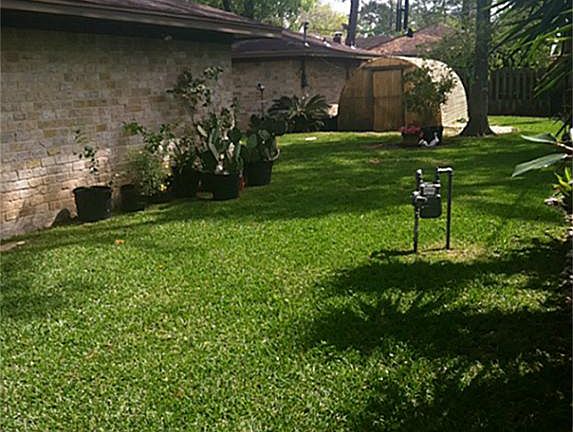 3rd image of 2704 Williamsburg Dr