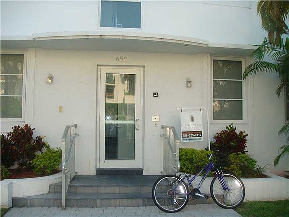 2nd image of 650 Euclid Ave APT 207