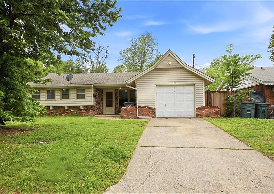 1st image of 1501 Brookdale Dr