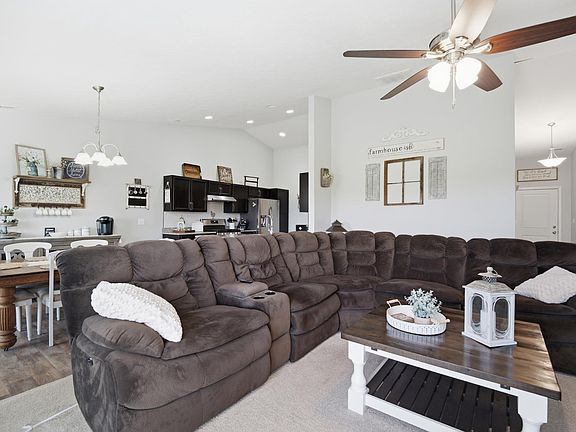 5th image of 2695 Glastonbury Way