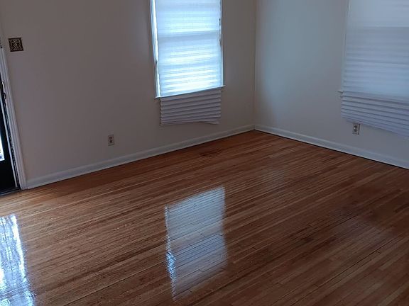 3rd image of 1852 Patrick Rd