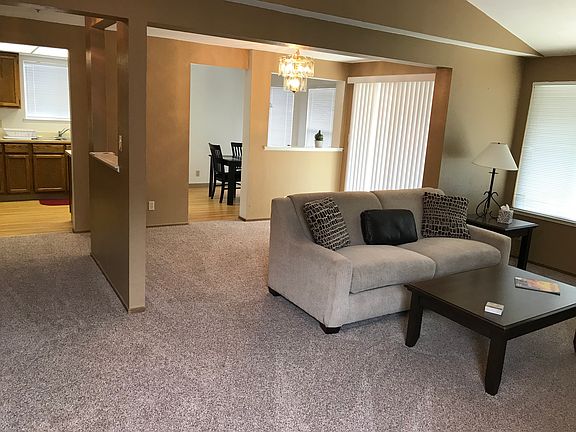 dining room, kitchen nook