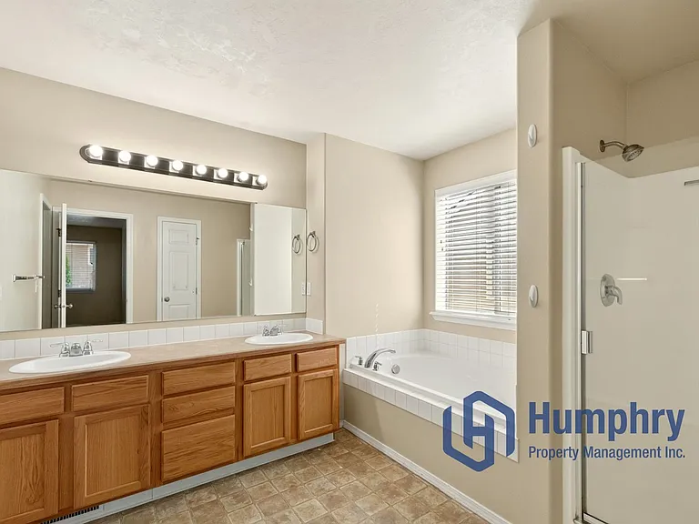 3527 E Hand Cart Ln — Photo 28