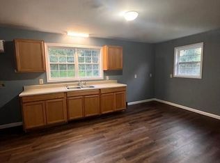 347 Foster St, Burlington, NC 27217