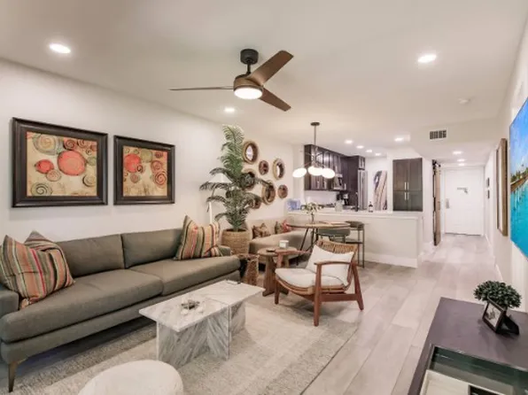 600 Neapolitan Way, Naples, FL