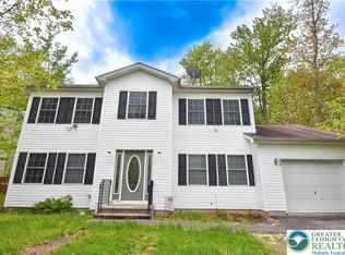5454 Jennifer Ln, Tobyhanna, PA 18466
