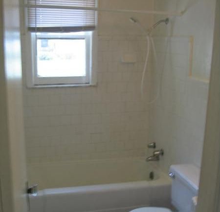 2nd image of 3711 Park St