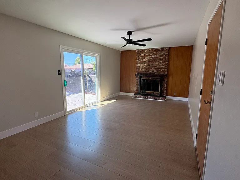 2104 Field St — Photo 14