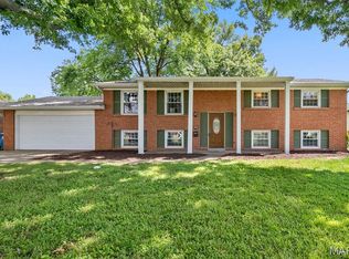 2604 Headland Dr, Saint Charles, MO 63301