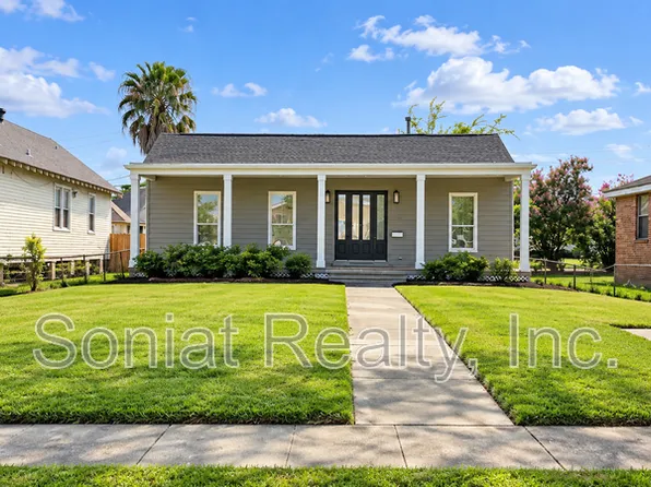 5815 Catina St, New Orleans, LA 70124