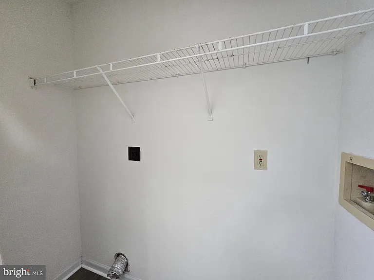 23 Lordship Ln — Photo 17