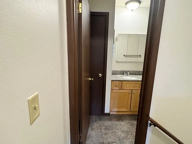 1515 Holiday Dr — Photo 30