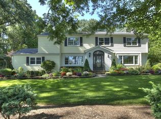 48 Tree Top Rd, White House Station, NJ 08889