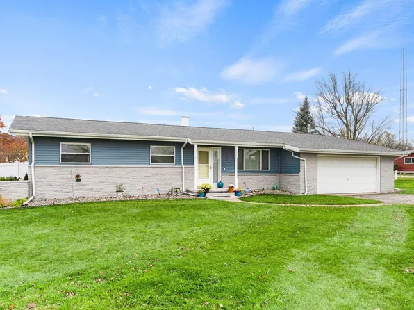 1314 Williams St, Angola, IN 46703