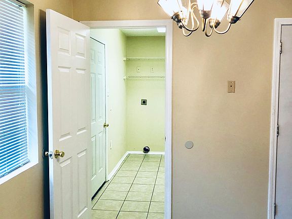 5th image of 30058 Sherwood Ln