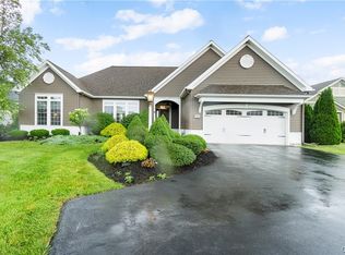 146 Gadwall Ln, Manlius, NY 13104