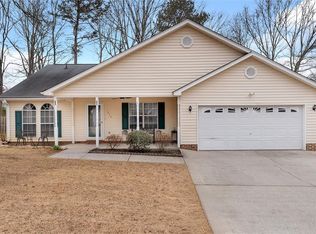 1215 Ravenswood Dr, Anderson, SC 29625