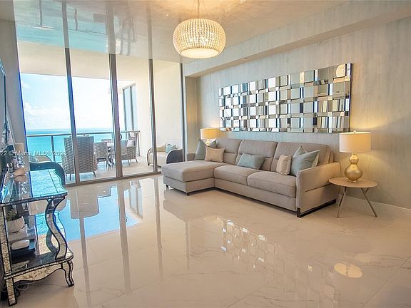 4th image of 9703 E Collins Ave Penthouse 15