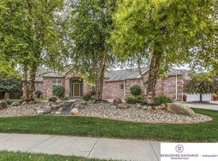 2216 S 190th Cir, Omaha, NE 68130