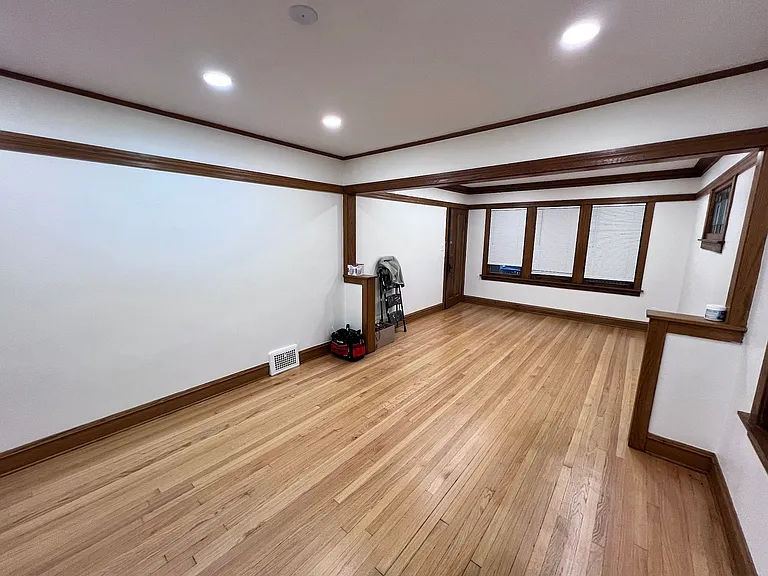 5833 W Peterson Ave #1F — Photo 9