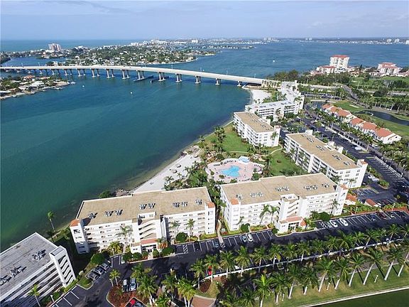 3rd image of 6081 Bahia Del Mar Cir APT 556
