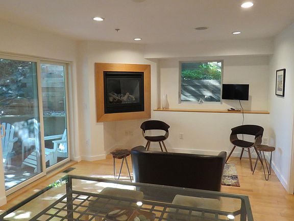 4th image of 202A Bradford Street #2