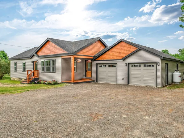 985 Main Road, Eddington, ME 04428