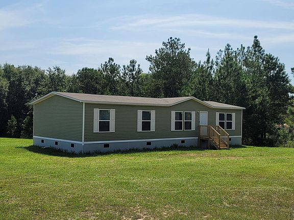 2nd image of 121 Pecan Grv