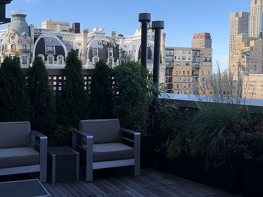 Sold by Compass | media 9