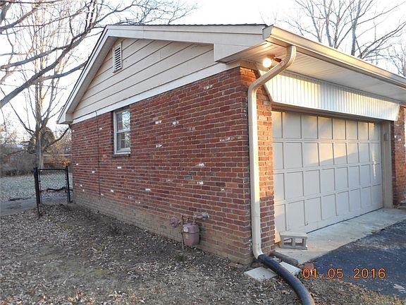 3rd image of 5034 E 72nd St