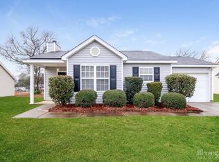 153 Oakpointe Dr, Lexington, SC 29072