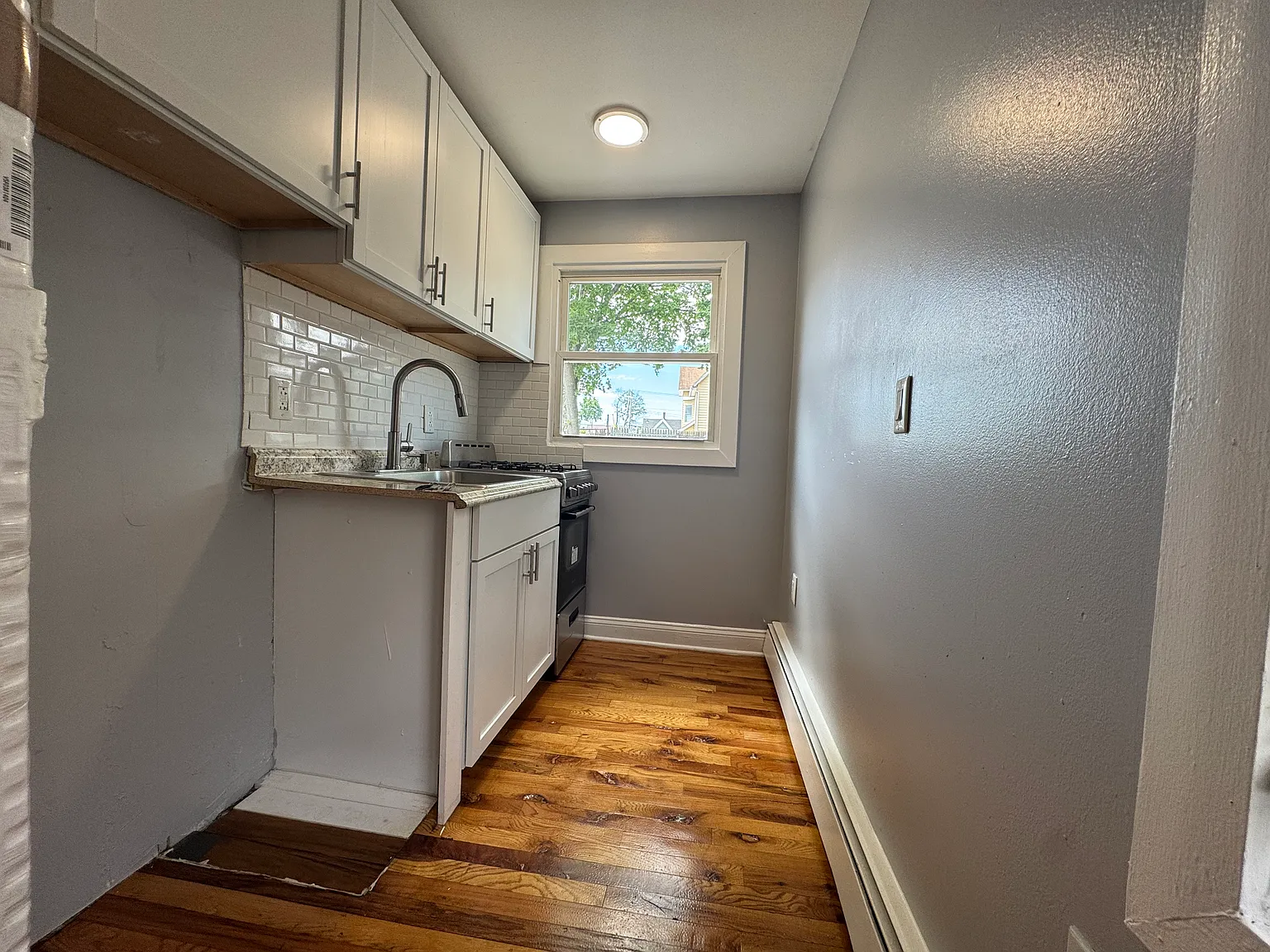 Studio, 500 sqft, $1,345 — Photo 3