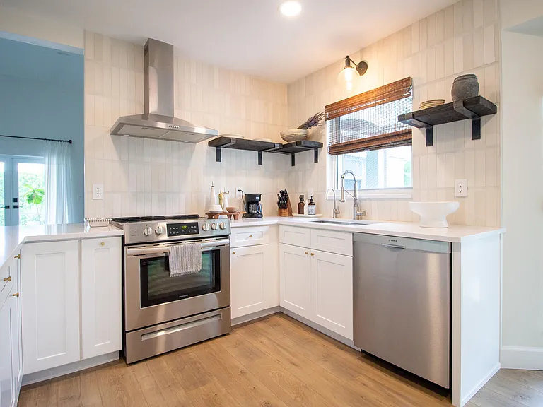 2761 Neaton Ct — Photo 9