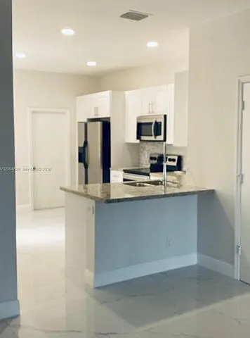 1888 Salerno Cir — Photo 2