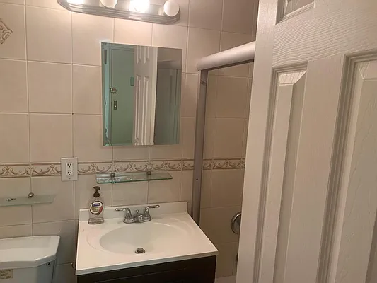 Rented by Oxford Property Group | media 19