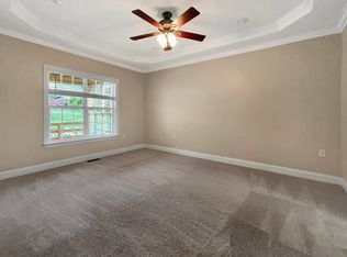 233 Fiddlers Knoll Ct, Kernersville, NC 27284